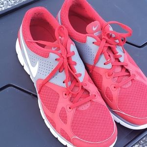 Nike Flo Run Mens Sneakers